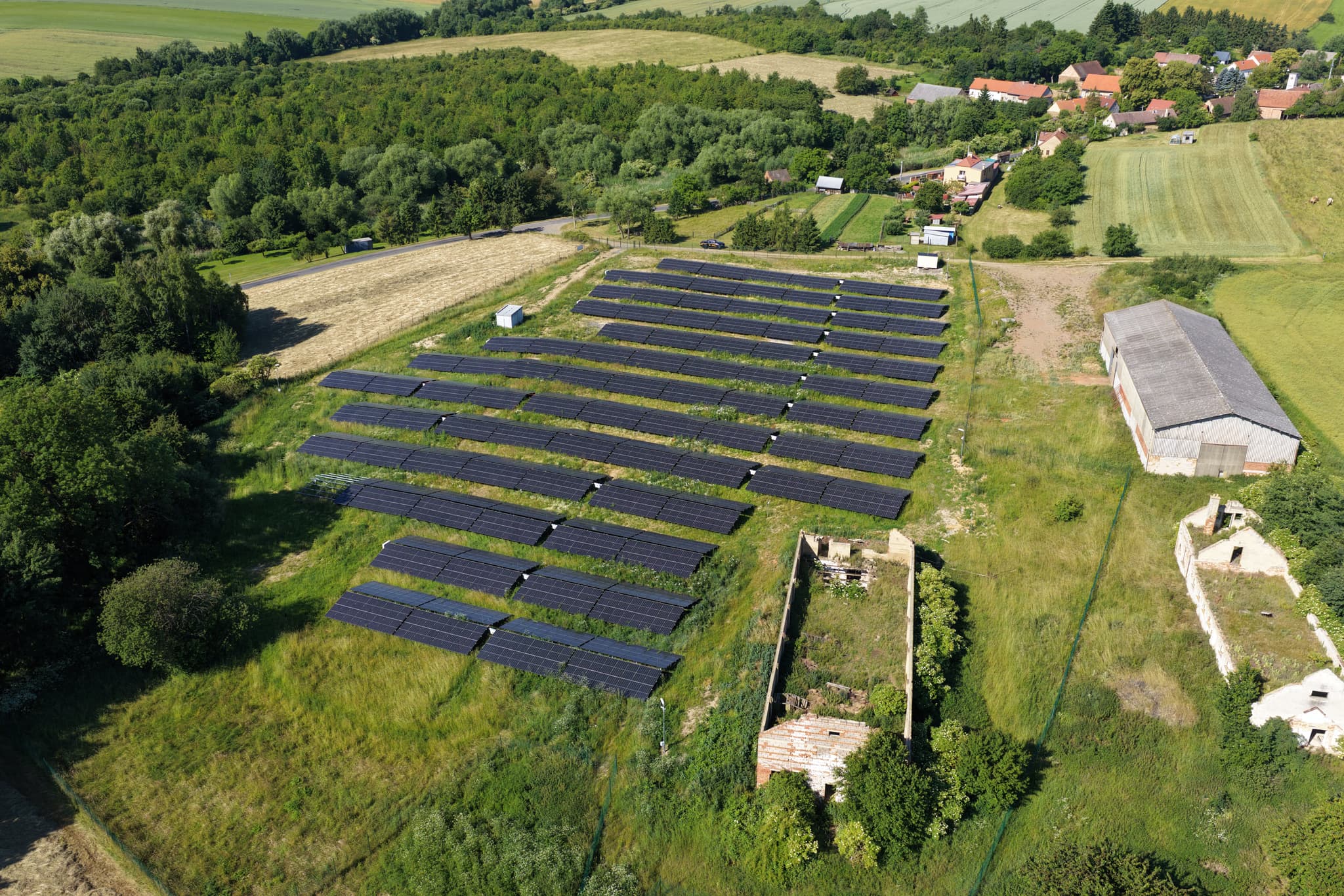 Solární elektrárna o výkonu 1,3 MW  Rakovník, ČR